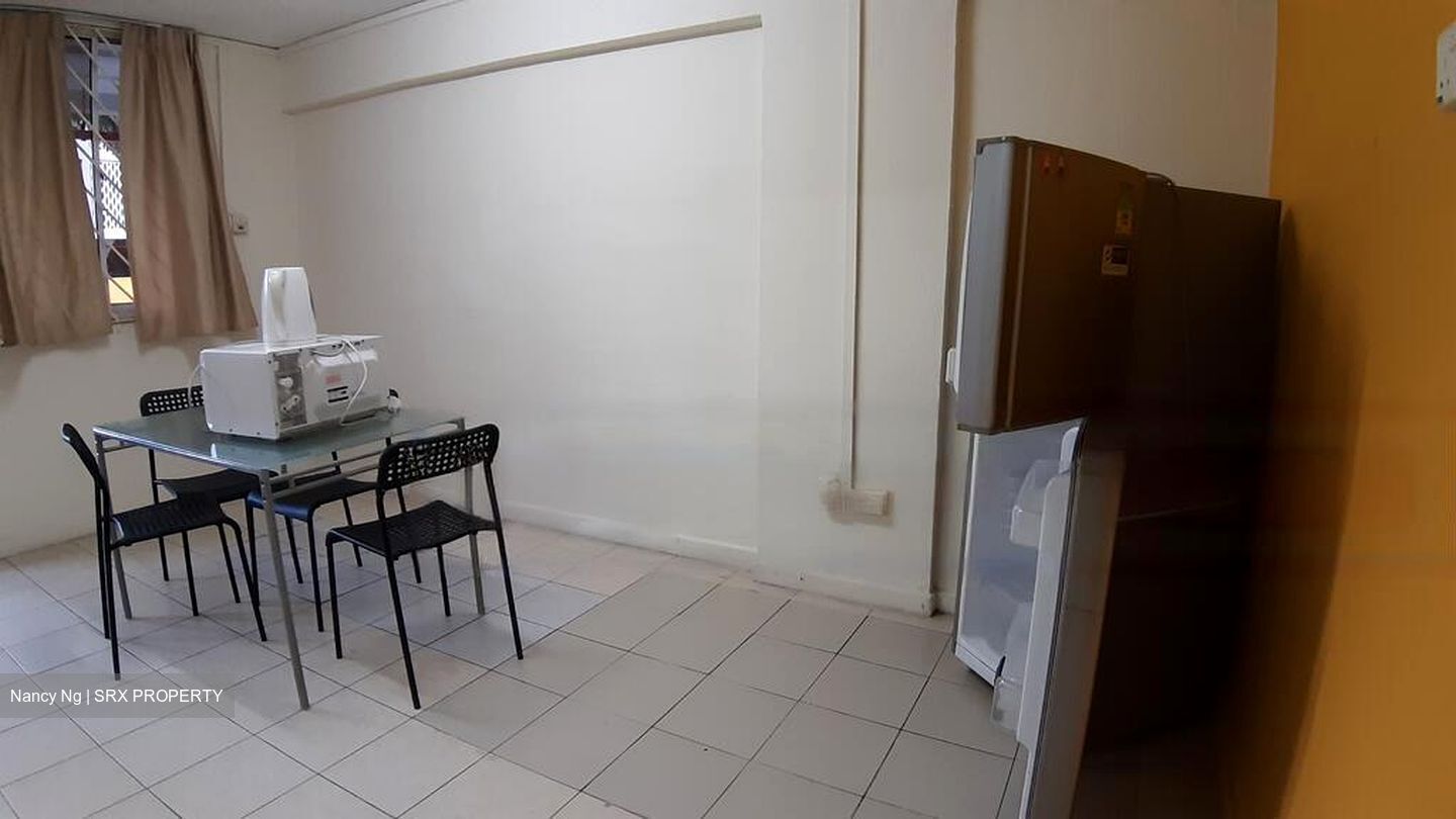 Jurong West Avenue 5 (D22), Apartment #463913351